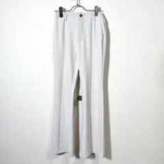 GU ジーユー　カットソーフレアスラックス　ベージュ　S