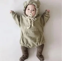 訳あり　くまさんロンパース　タイツ付き　80サイズ