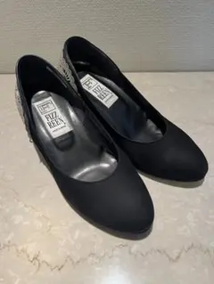 RIZZ REEN スエードパンプス❣️