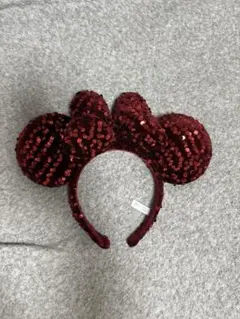 ディズニー　赤いスパンコールリボン　ミニー　カチューシャ