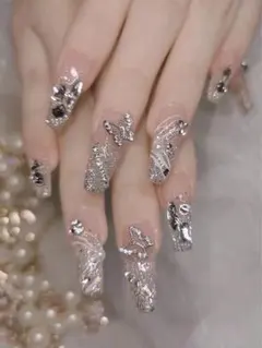 SHEIN ネイルチップ　きらきら　蝶々　ピンク　韓国