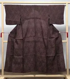 K中古美品 本場大島紬 幾何学模様 しつけ付 茶色 紫□N80603-08 - メルカリ