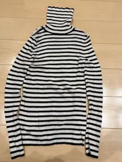 ボーダー タートルネック ニット 長袖 UNIQLO