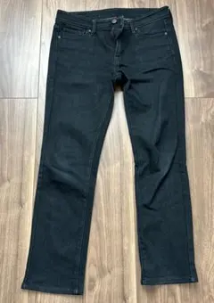 Item thumbnail for item 37926a07-7bd3-4705-aa23-cd39495fc92d