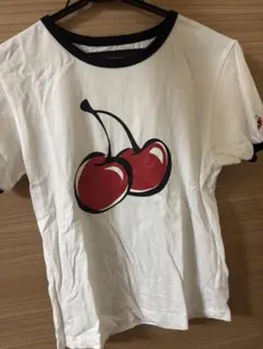 【美品】KIRSH チェリー プリント 半袖Tシャツのサムネイル