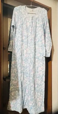 Item thumbnail for item 12913de2-3d0c-41c5-803b-b65c44400715