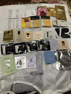 CHANEL Diorイブサンローラン　スキンケアサンプルセット