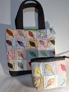 ハンドメイド、パッチワーク　葉っぱのトートバッグ　ポーチ2点セット
