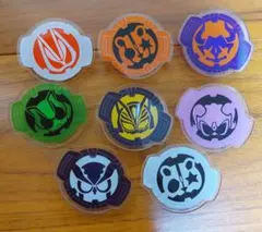 仮面ライダーギーツ IDコア アクリルバッジ コレクション 全8種