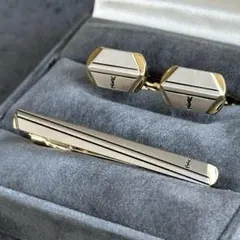 Yves Saint Laurent YSLロゴ ネクタイピン＆カフスセット