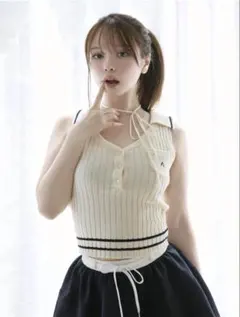 andmary Ami line tops