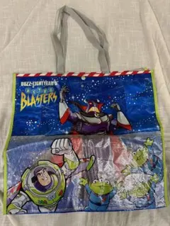 バズライトイヤーのアストロブラスター✴︎TDLショッピングバッグ大