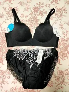 aimerfeel エメフィールブラショーツセット Ｃ70とMサイズ タグ付き