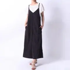 【アース】ゆったりドットロンパース　オールインワン　キャミ　体型カバー　黒×白のサムネイル