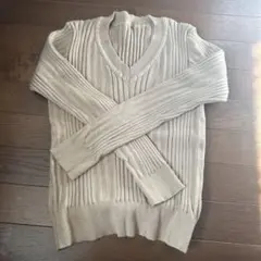 ベージュ Vネック リブ編みセーター 長袖