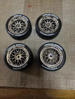 ラジコン　ホワイトレタータイヤ　4本セットのサムネイル