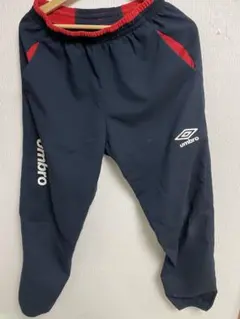 umbro ピステパンツ ネイビー/レッド