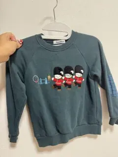 familiar 刺繍キャラクター トレーナー　110cm