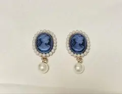 ＊カメオ風デザイン(パール付き)のアクセサリーパーツ・ネイビー