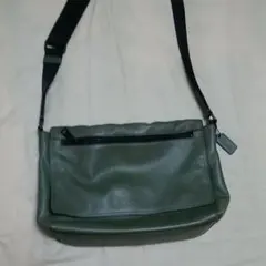 コーチメンズ　 メッセンジャーショルダーバッグ