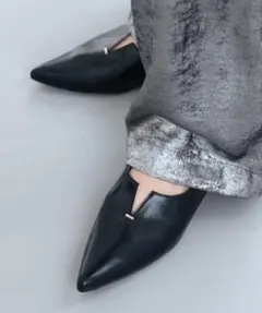 新品未使用【EVOL】ソフトVカット2cmヒールパンプス IX5443