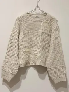 アースミュージックエコロジー ショート丈パッチワークニットアイボリー