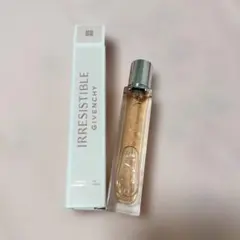 GIVENCHY IRRESISTIBLE オーデパルファム 12.5mlのサムネイル