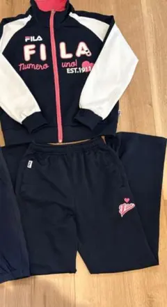 FILA ジャージ上下　セットアップ　150