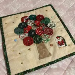 ハンドメイド パッチワークキルト⭐クリスマス⭐タペストリー サンタ鈴