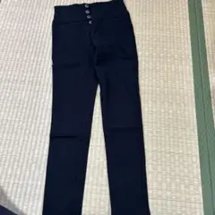 ブラックスキニーパンツ ハイウエスト