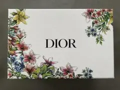 Dior フラワー柄 ギフトボックス