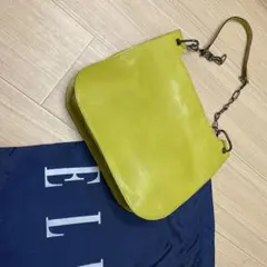 値下げ ELLE 黄緑 レザー ショルダーバッグ ロゴ専用袋付のサムネイル