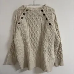 ケーブル編みニットセーター 長袖 クリーム色