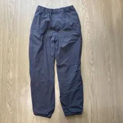 UNIQLO グレー 長ズボン 140