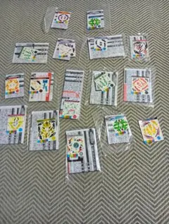 少女時代テヨン ツアーグッズ ラバーピンバッジ 9種10個セット - メルカリ