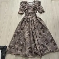 リエンダ　花柄フリルロングドレス