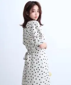 Jusglitty❤️半袖ワンピース べージュ　1