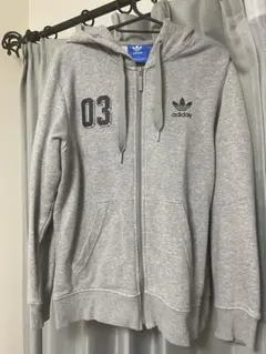 adidas originals フルジップパーカー