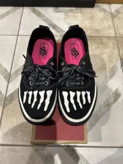 Item thumbnail for item 0a39ddcc-4083-430e-b7b5-2caab5fbe32c