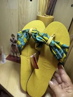 Havaianas ビーチサンダル イエロー バナナ柄のサムネイル
