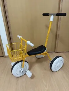 無印良品　三輪車　舵取り棒付き　黄色　カゴ付きのサムネイル
