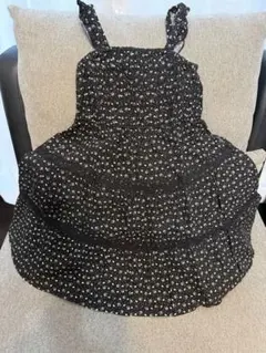 COMME CA ISM 黒の花柄ノースリーブワンピース