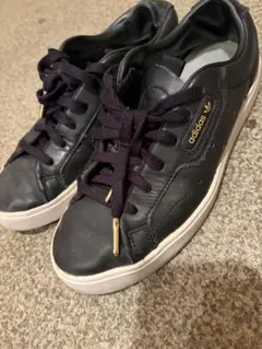 adidas ブラック スニーカー 23㎝ 6 (US) レディース