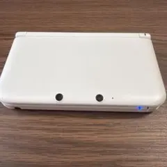 美品　Nintendo 3DS LL ホワイト 本体
