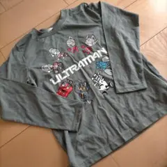 A　新品　長袖Tシャツ　130　ウルトラマン
