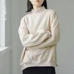 ベージュ スウェット トレーナー 裏起毛