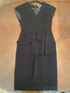 美品 FLICKAフリルワンピース ドレス【サイズ0】