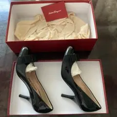 フェラガモ　ハイヒール　美品のサムネイル