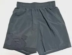 ✨Under Armour ／ダークグレー／ ショートパンツ✨
