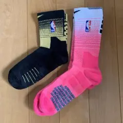 ナイキNBA バスケットボールソックス 黒とピンク